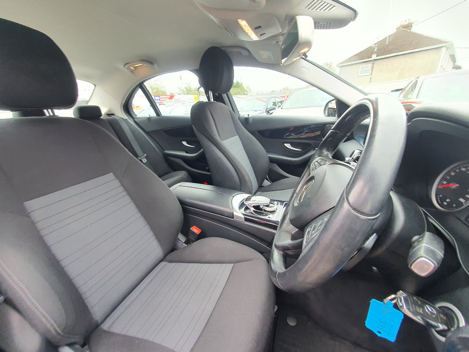 2016 Mercedes-Benz C Class - image 6