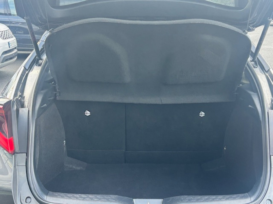 2023 Toyota C-HR 1.8 HYBRID SOL €24,945