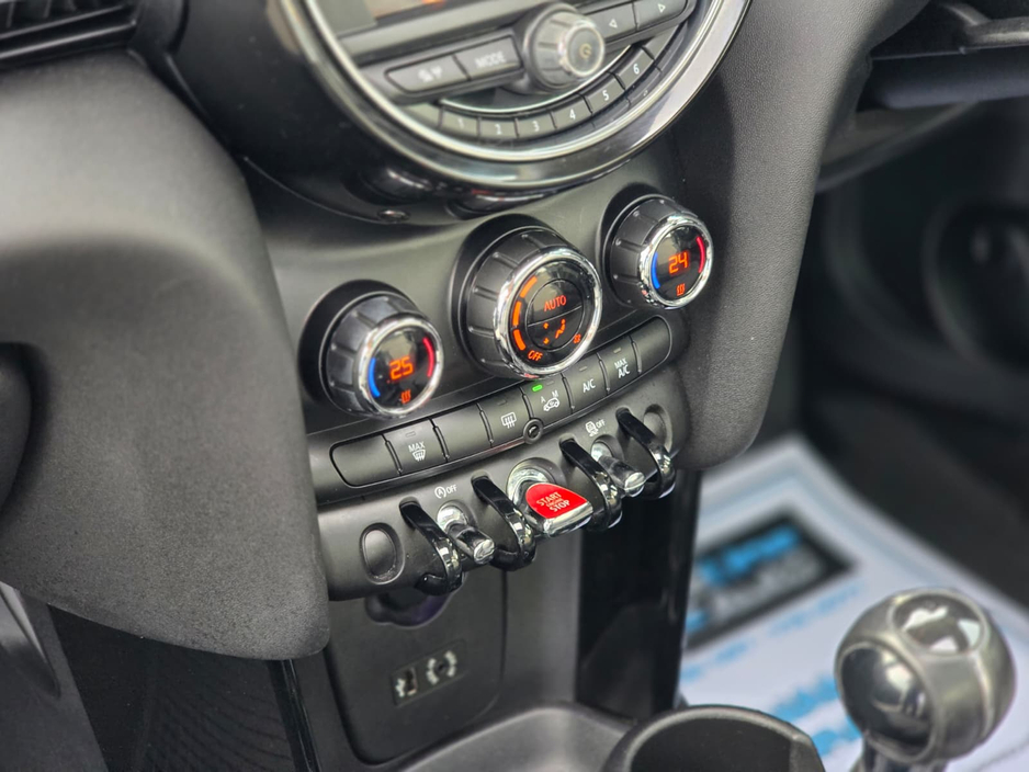 2015 MINI Hatch 1.5 3DR COOPER €12,950