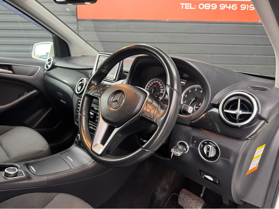 2014 Mercedes-Benz B Class - image 12