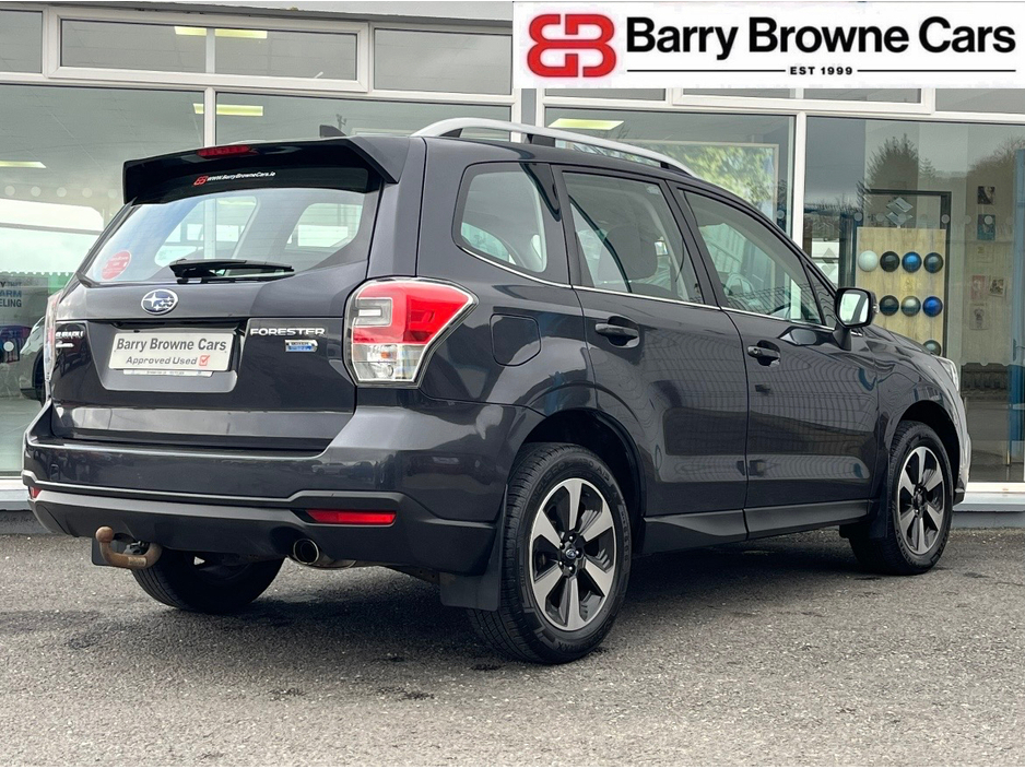 2018 Subaru Forester - image 10