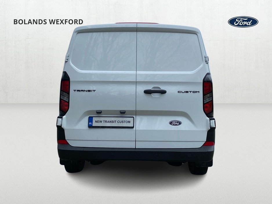 2026 Ford Transit Custom - image 12