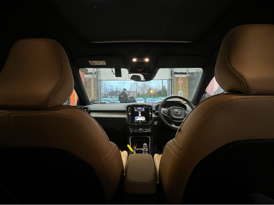 2020 Volvo XC40 €30950! 2020 VOLVO XC40 RECHARGE PLUG-IN HYBRID T5 1.5 AUTOMATIC / CRUISE CONTROL / 360° PARKING CAMERA / ELECTRIC MEMORY & HEATED SEATS / PANORAMIC SUNROOF / HEATED STEERING WHEEL / APPLE CARPLAY €30,950