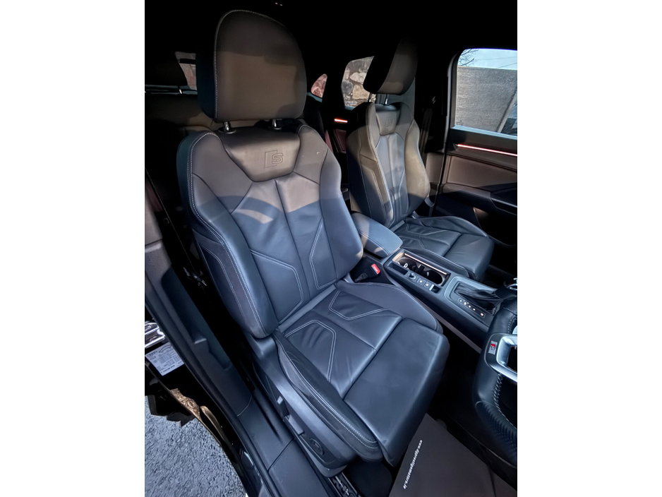 2020 Audi Q3 35 TDI 150HP quattro S line €38,995