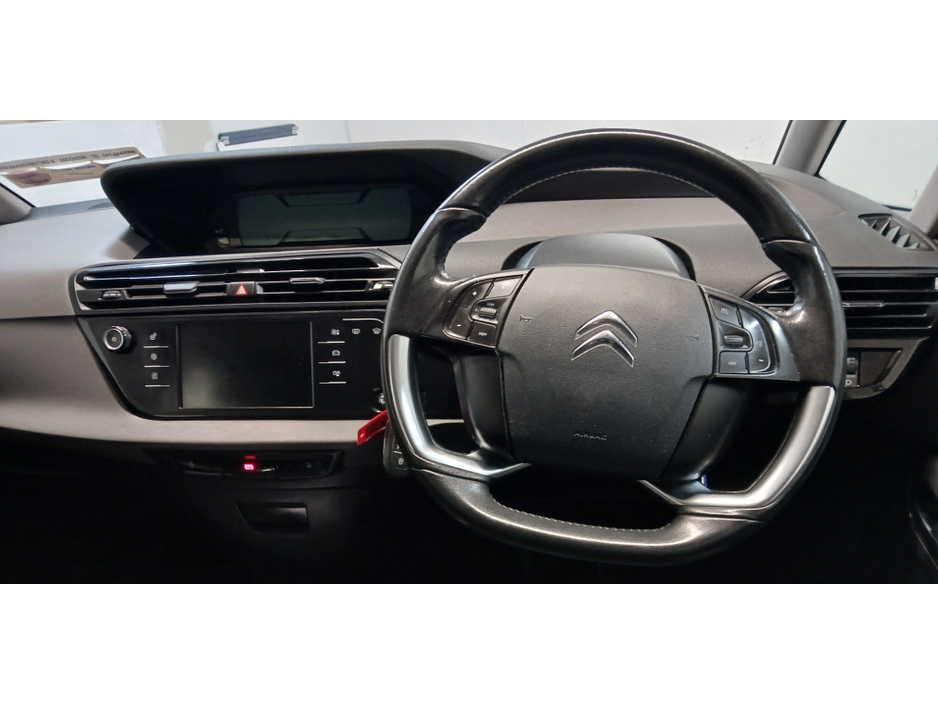 2016 Citroen Grand C4 Picasso - image 6