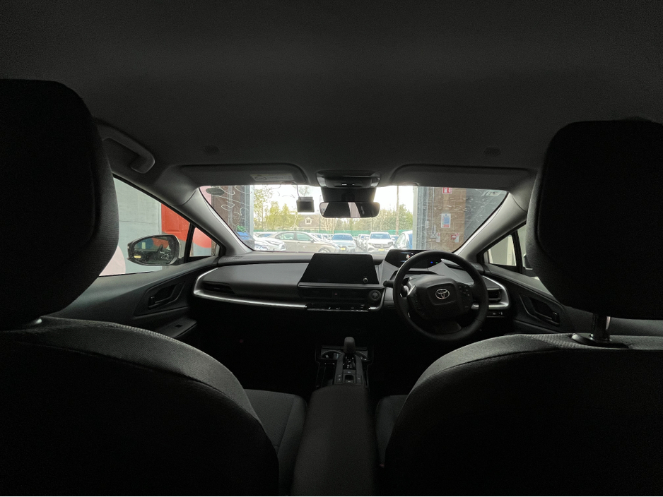 2025 Toyota Prius - image 12