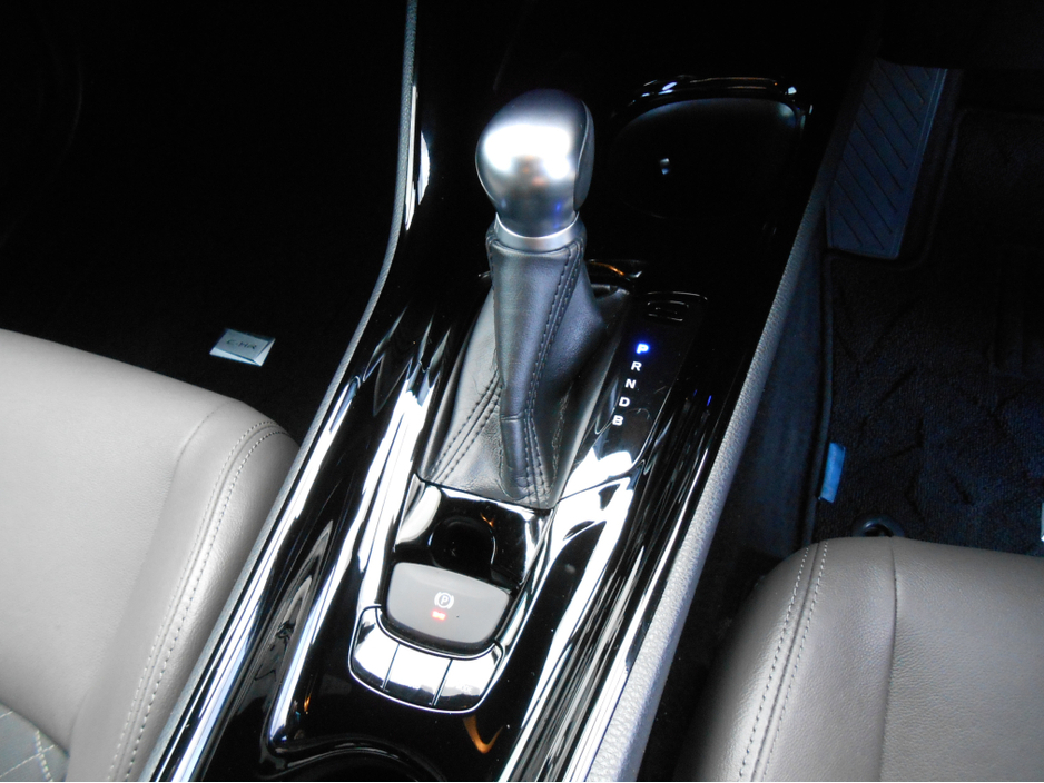 2020 Toyota C-HR - image 16