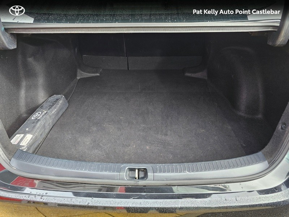 2022 Toyota Corolla HYB LUNA SALOON 4DR AUTO €25,900