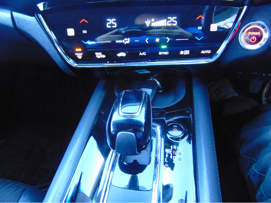 2019 Honda Vezel 1.5 DAA-RU4 5DR AUTO €21,950