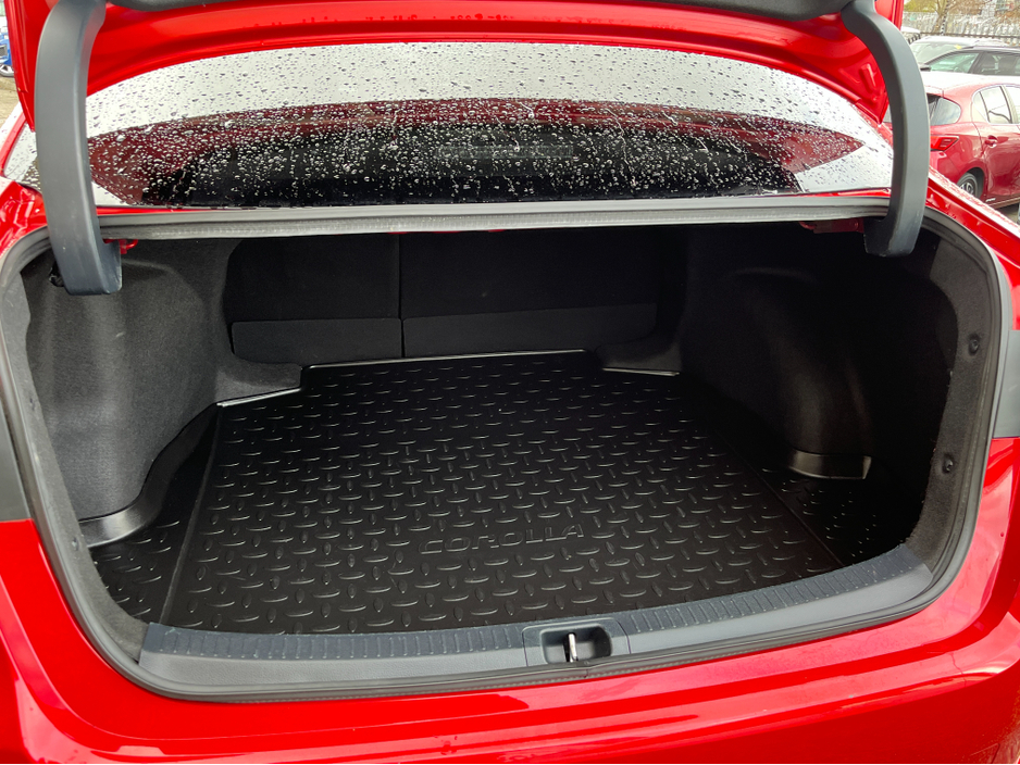 2021 Toyota Corolla - image 8