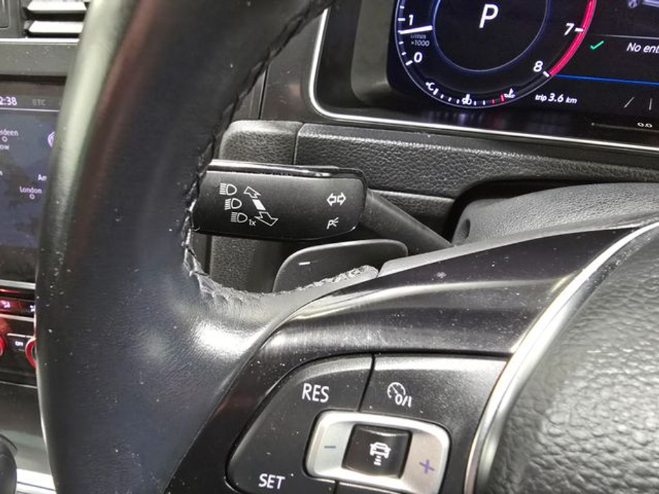 2019 Volkswagen Golf - image 29