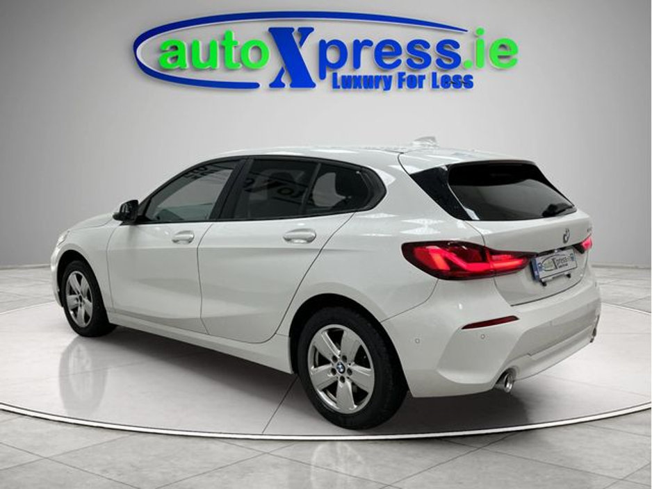 2020 BMW 1 Series 118D PLAY Automatic €23,995