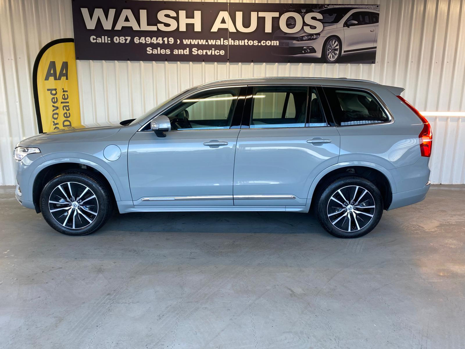 2023 Volvo XC90 2.0 T8 CORE 455BHP 5DR 7S €54,950