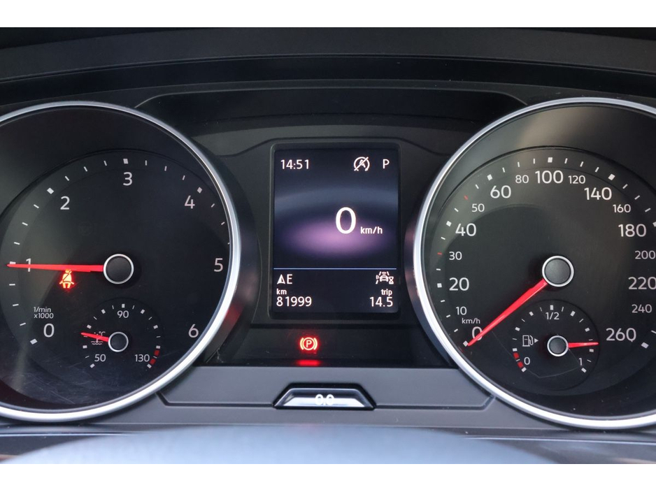 2021 Volkswagen Tiguan - image 17