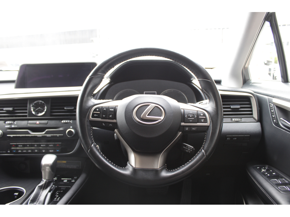 2019 Lexus RX 450hL - image 18