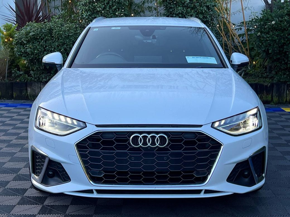 2021 Audi A4 S-LINE AVANT 2.0 TDI // 360 PARKING AID // DIGITAL CLUSTER // 4 HEATED S-LINE SPORT INTERIOR €32,900