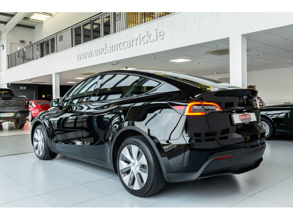 2022 Tesla Model Y - image 8