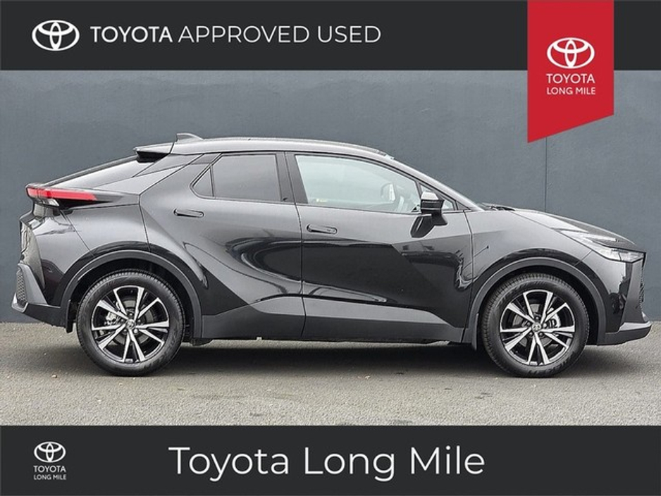 2025 Toyota C-HR 1.8 Hybrid Sport 5dr €37,949