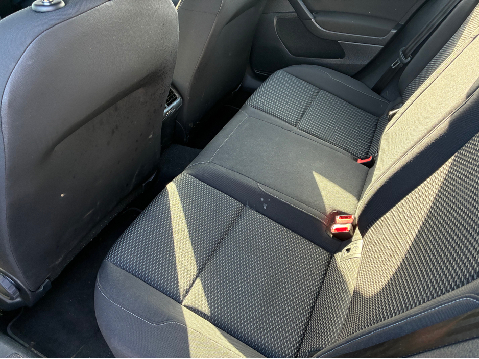 2019 Volkswagen Golf - image 13