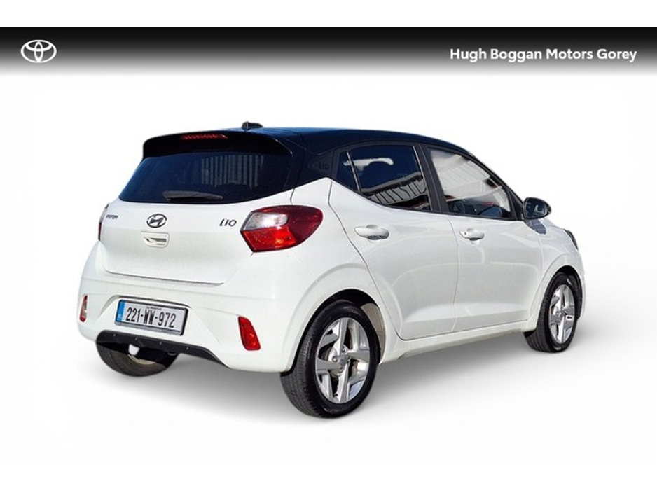 2022 Hyundai i10 - image 2