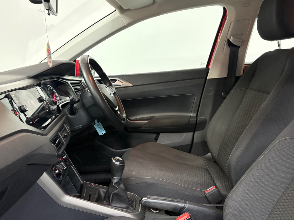2018 Volkswagen Polo SE €13,950