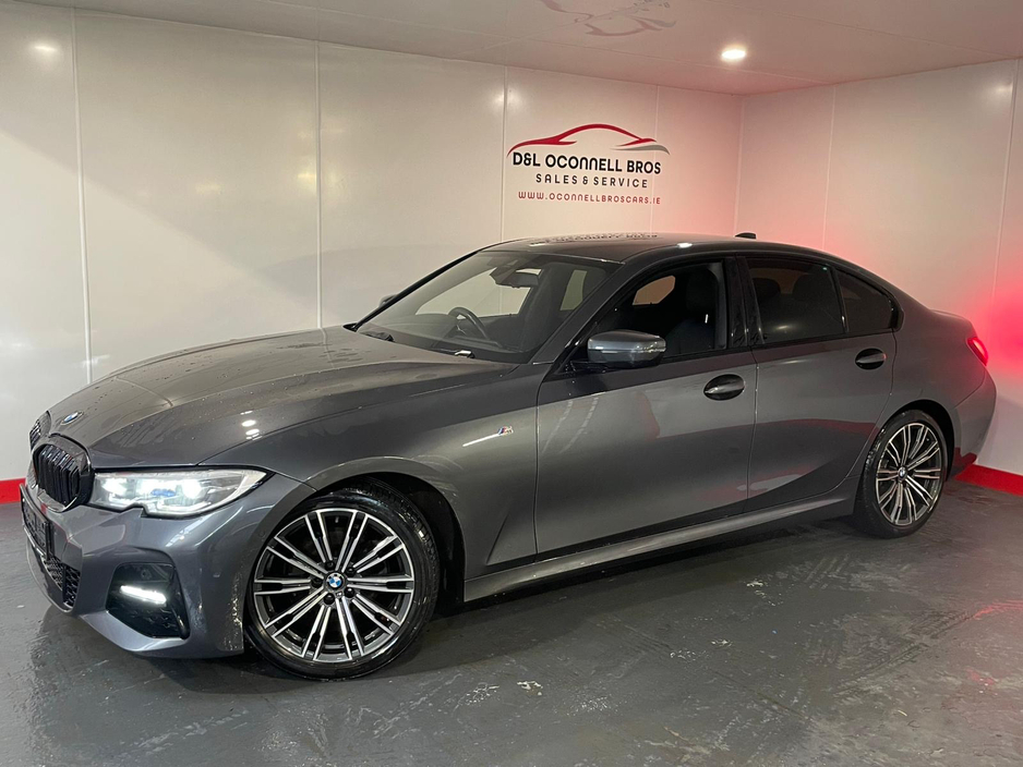 2021 BMW 3 Series - image 19
