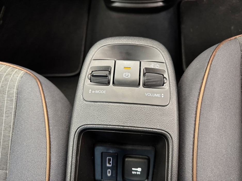 2022 Fiat 500 - image 16