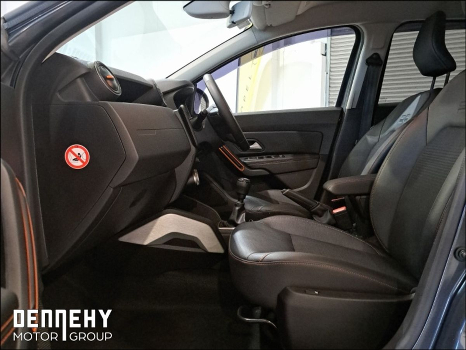 2023 Dacia Duster - image 5