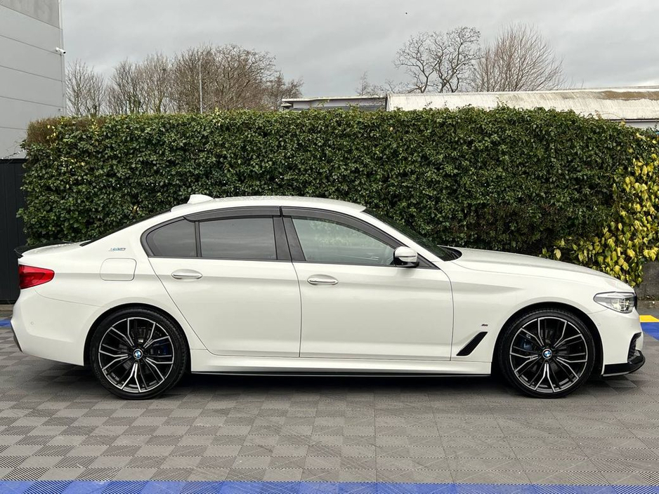 2017 BMW 5 Series 530e M-SPORT COMPETITION PACK 2.0 HYBRID // VERY LOW MILEAGE // NEW M5 COMP ALLOYS // LEATHER HEATED SEATS // 360 PARKING CAMERAS €27,950