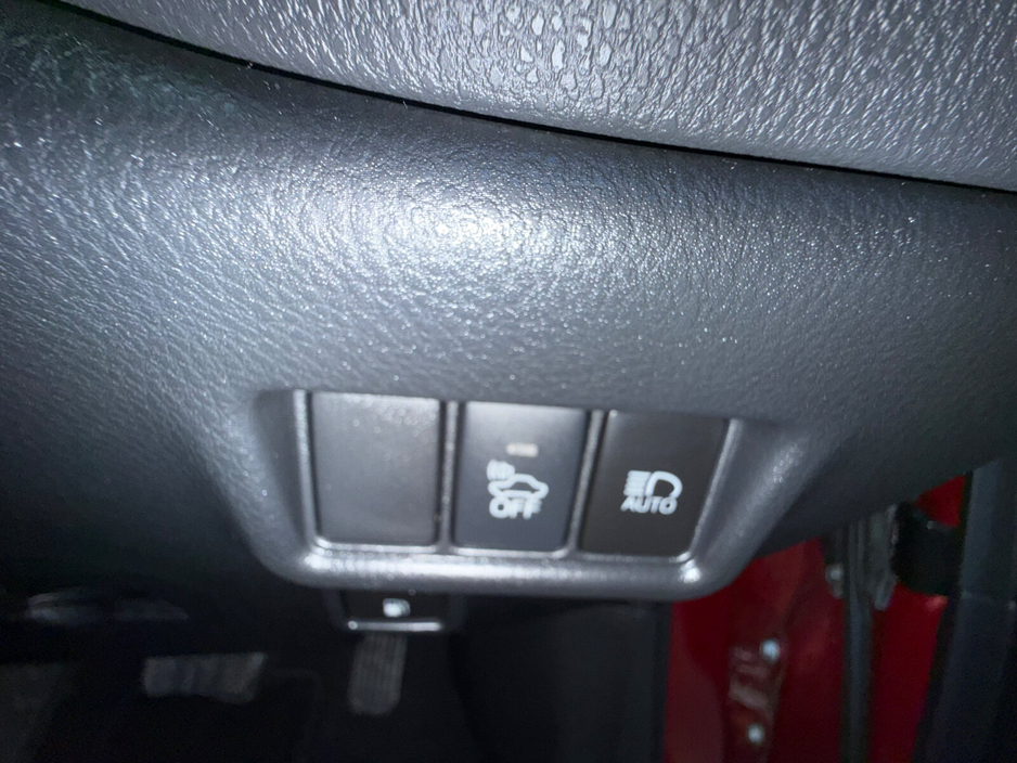 2019 Toyota C-HR - image 20