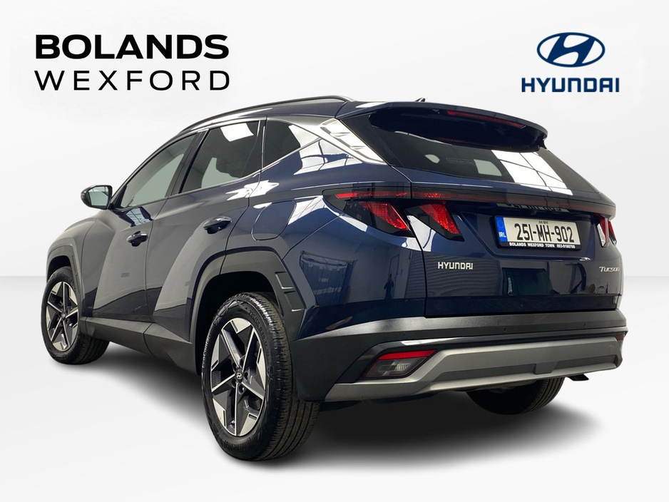 2025 Hyundai Tucson - image 3