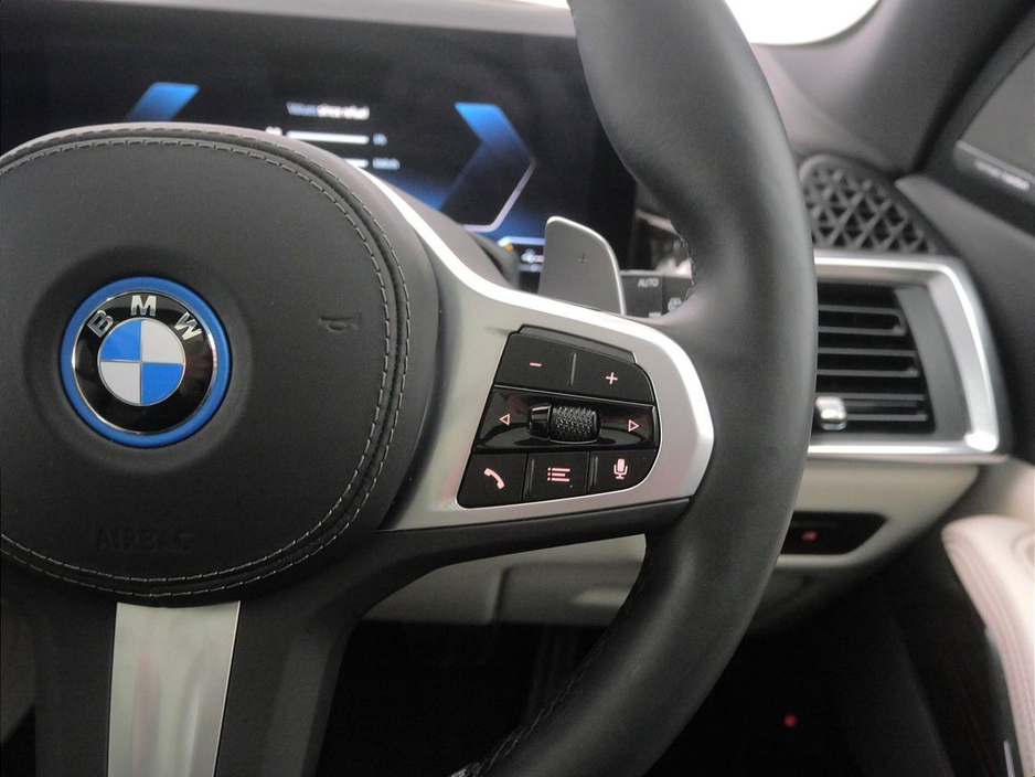 2025 BMW X5 xDrive50e M Sport €109,900