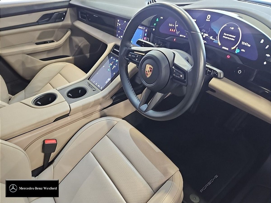 2023 Porsche Taycan - image 12