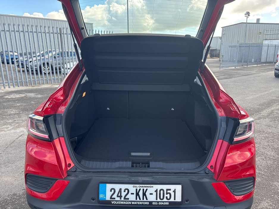 2024 Renault Arkana - image 12