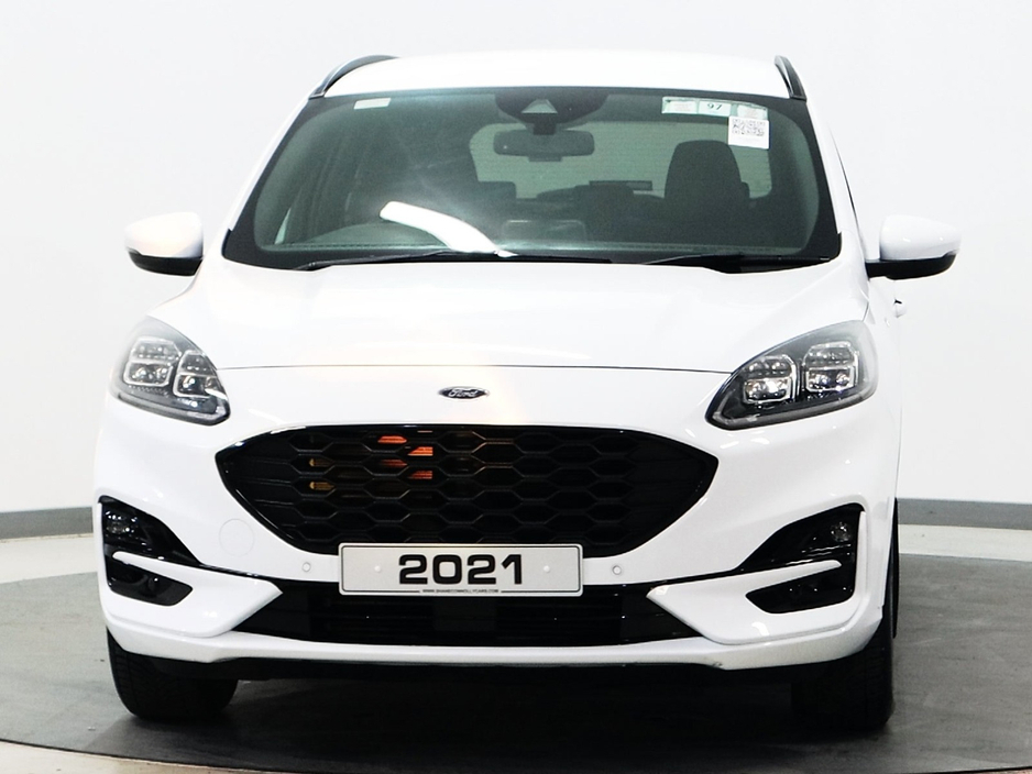 2021 Ford Kuga - image 8