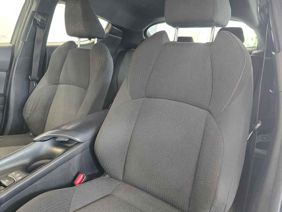 2017 Toyota C-HR - image 9