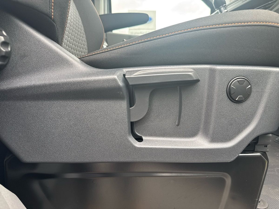 2025 Volkswagen Transporter  €42,475