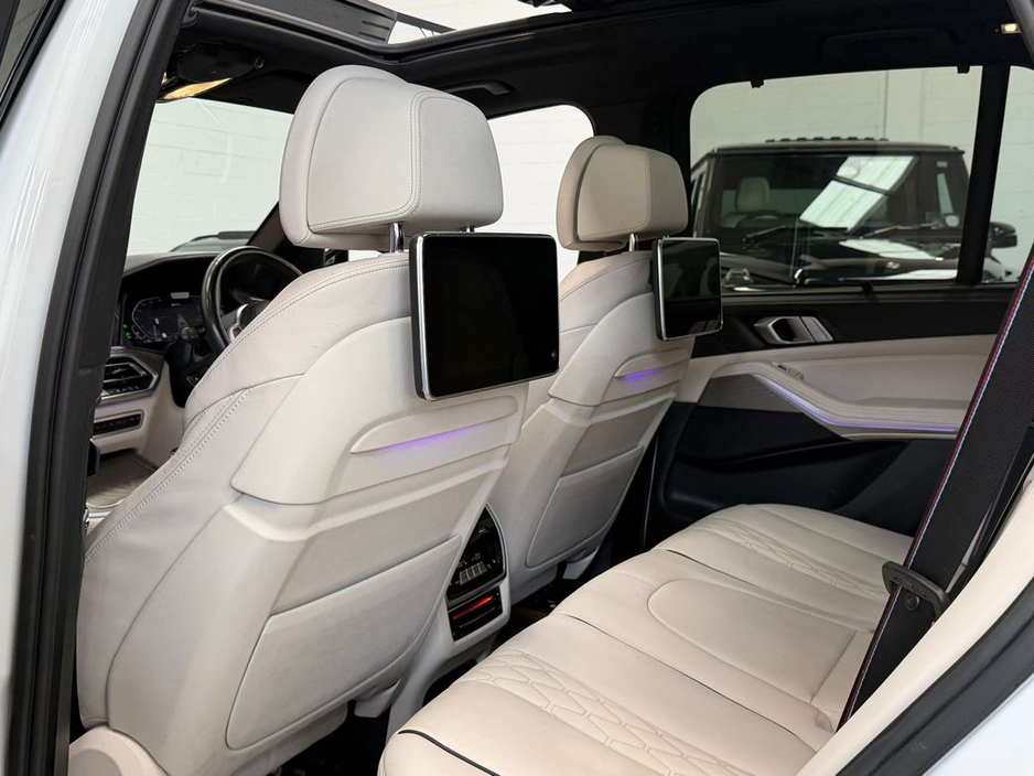 2022 BMW X5 - image 45