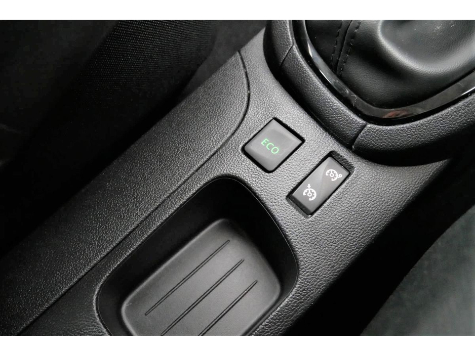 2019 Renault Clio - image 23