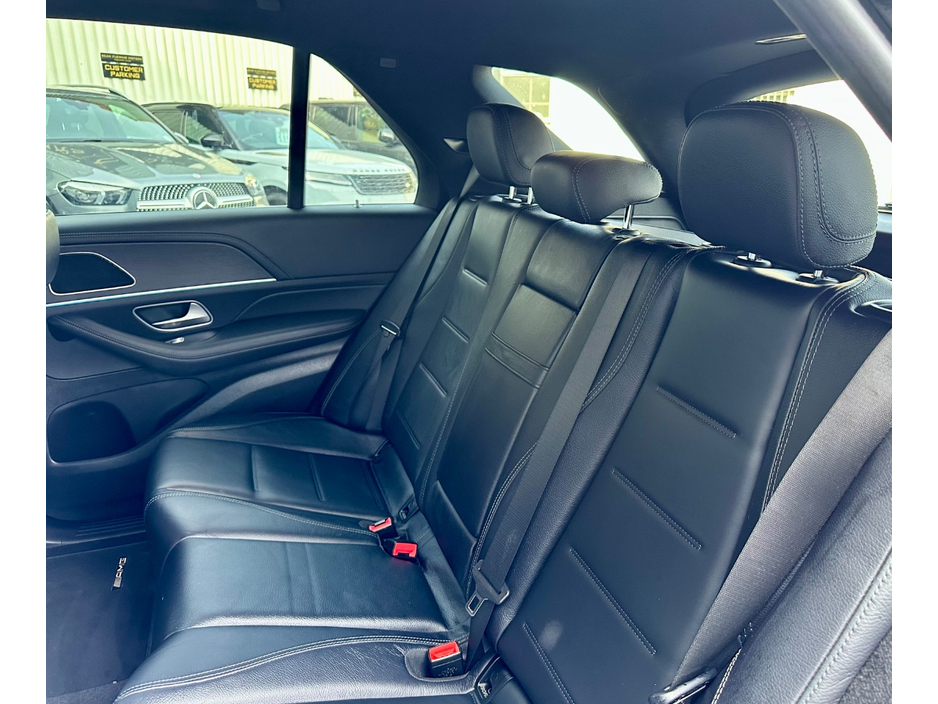 2022 Mercedes-Benz GLE Class - image 14
