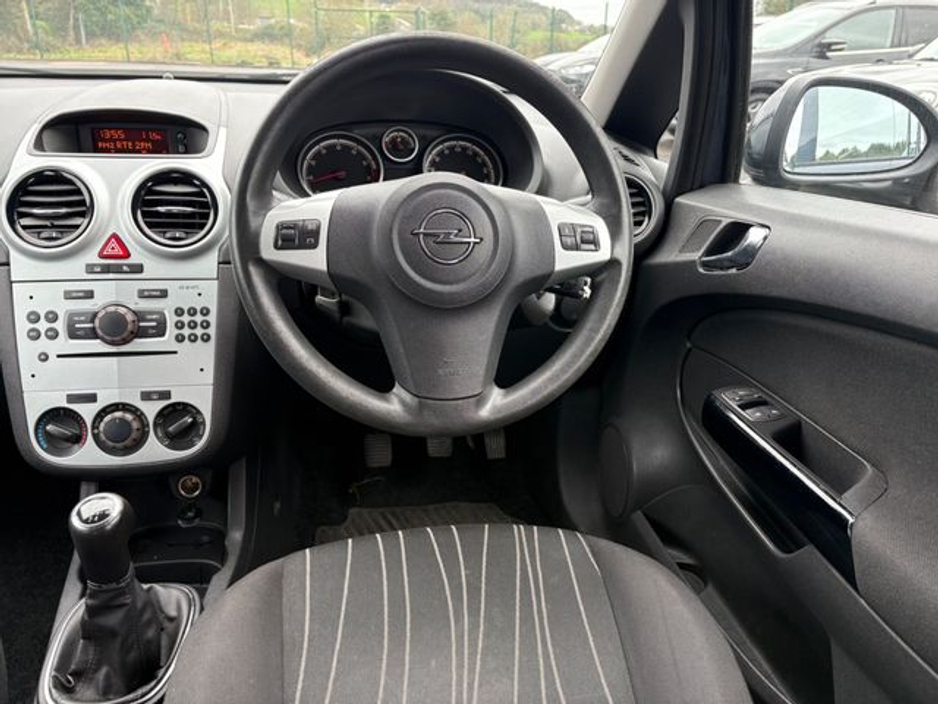 2010 Opel Corsa - image 13