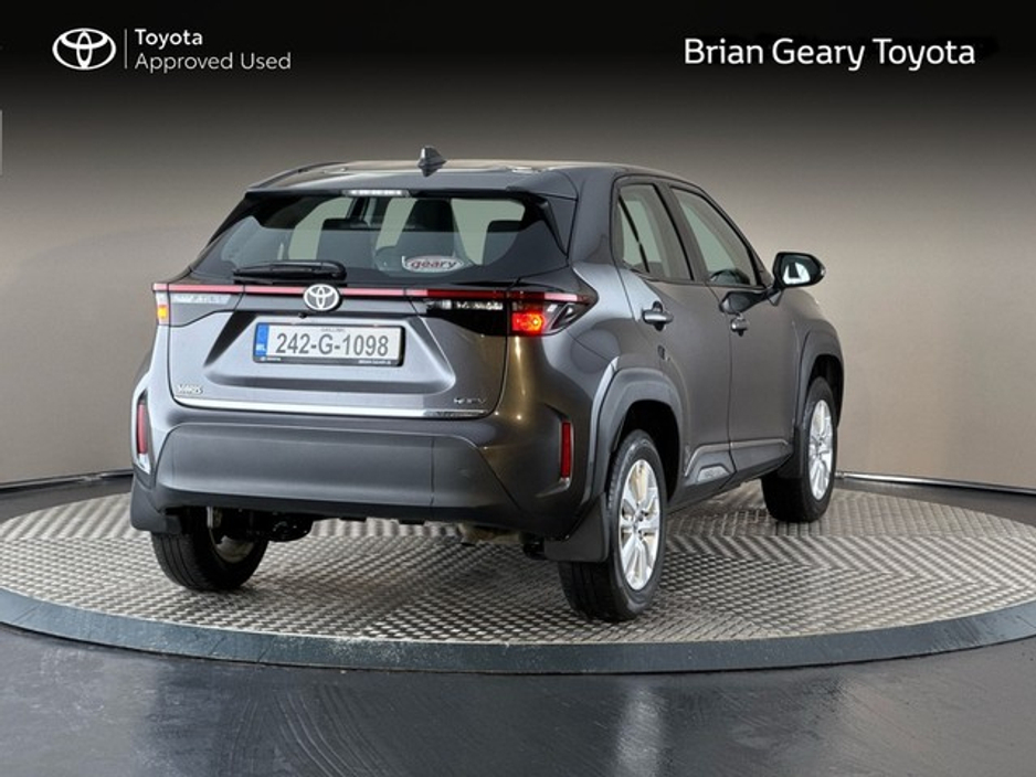 2024 Toyota Yaris Cross HYBRID LUNA €27,950