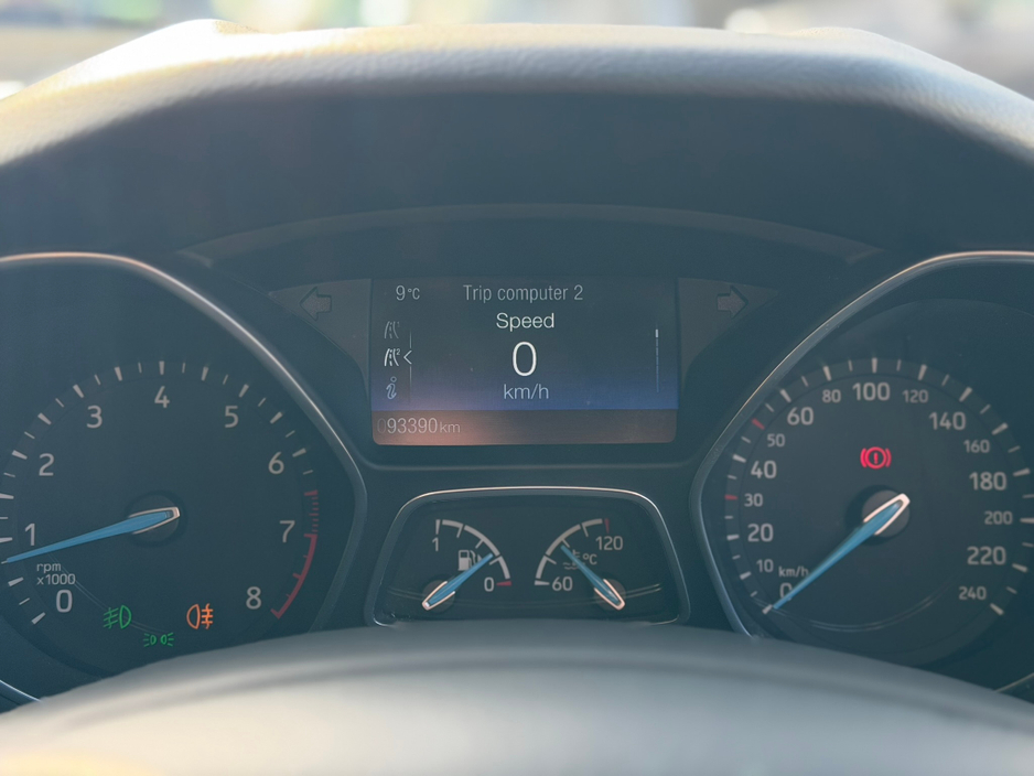 2017 Ford Focus - image 22