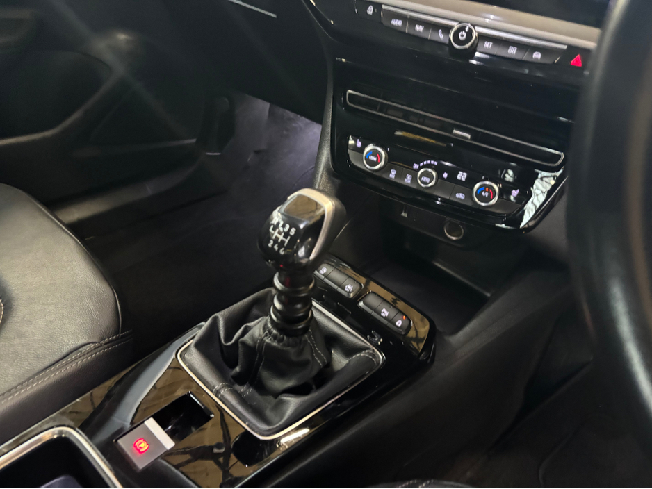 2023 Opel Mokka - image 8