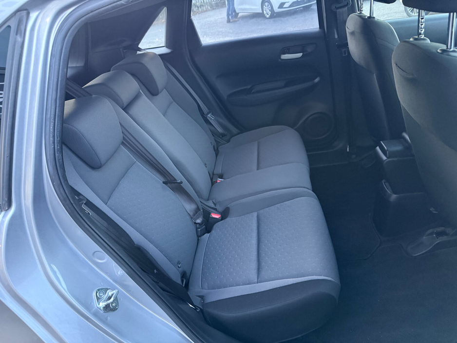 2020 Honda Fit - image 24