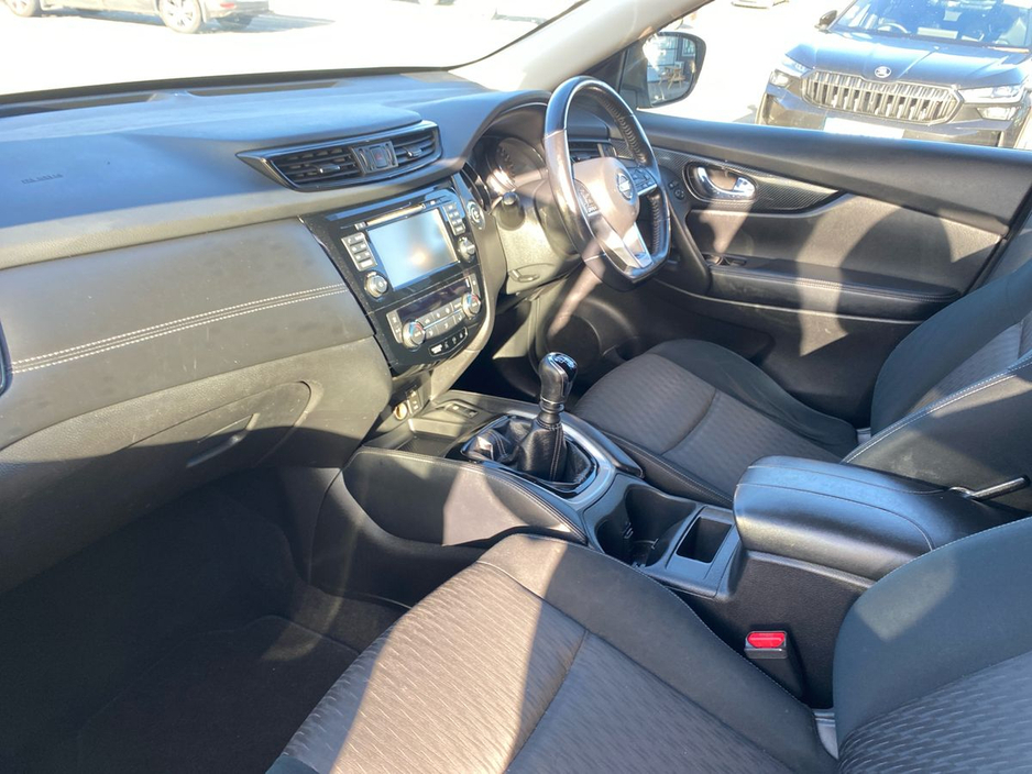 2020 Nissan X-Trail - image 2