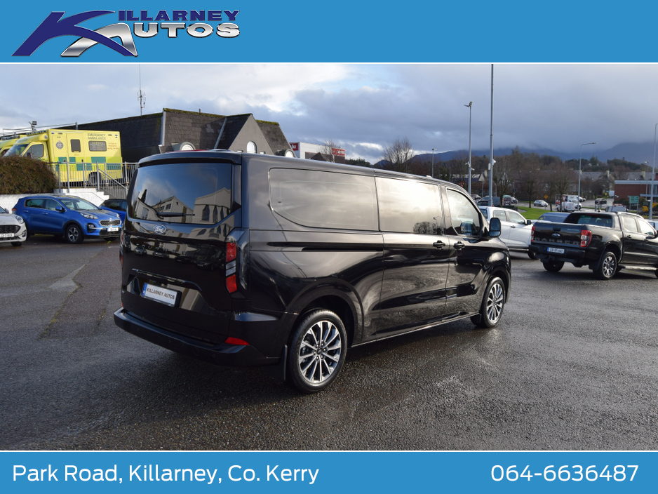 2026 Ford Tourneo Custom 2026 PHEV Tourneo Custom Limited 2.5 Auto