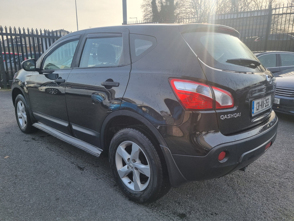 2013 Nissan Qashqai - image 14