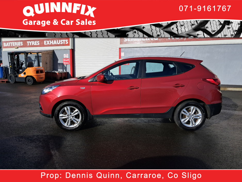 2011 Hyundai ix35 - image 2