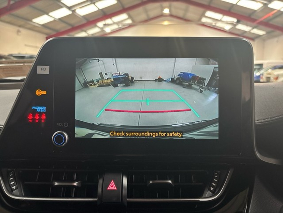 2023 Toyota C-HR - image 16